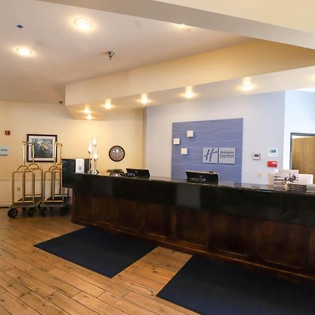 Holiday Inn Express St Ignace-Lake Central By Ihg Saint Ignace Eksteriør bilde
